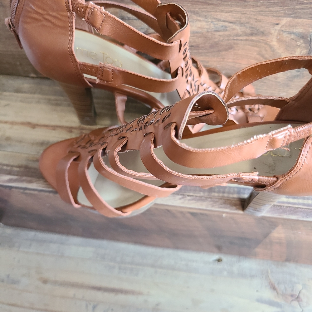 Ladies shoes